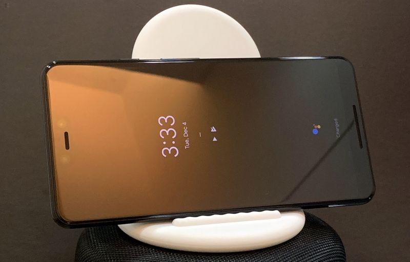 Pixel Stand review: Who needs a smart display?