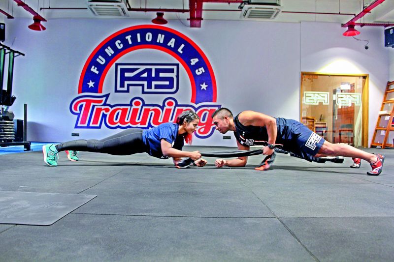 Partner plank rows