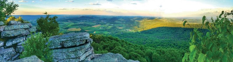 Mount Pinnacle summit view.