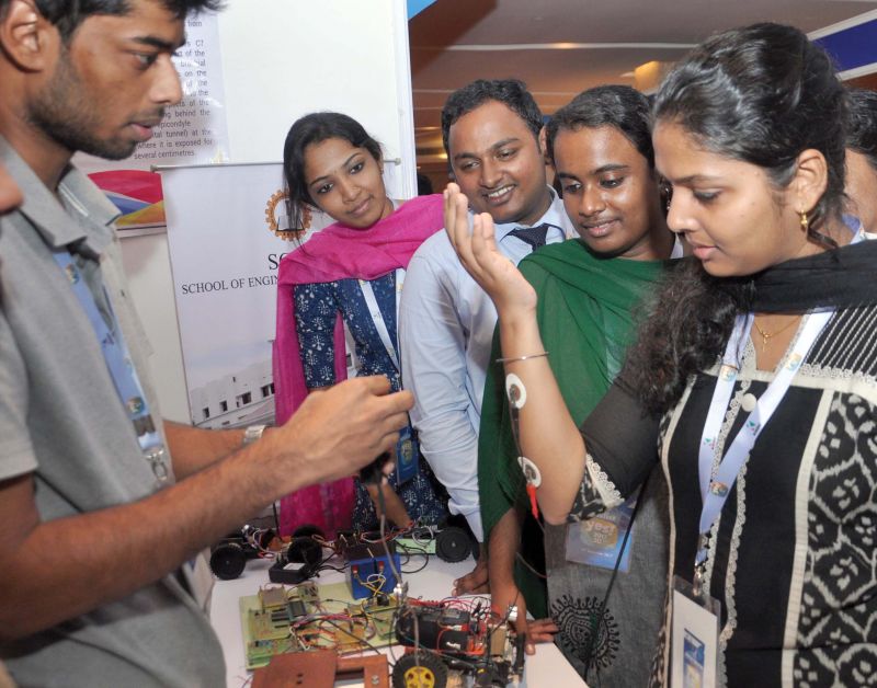 Visitors have a firsthand experience on brain wave nerve excitation for the physically disabled, developed by Students of  SCMS School of Engineering and Technology at YES 3D in Kochi. 
