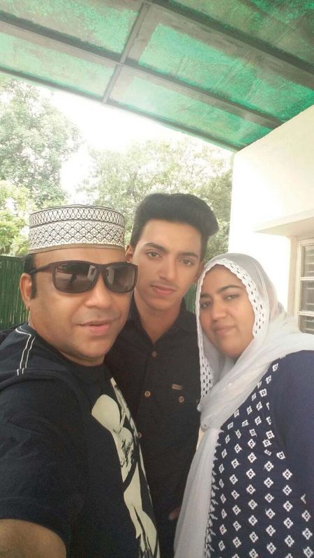 Haneefa and Amna with son Ashiq