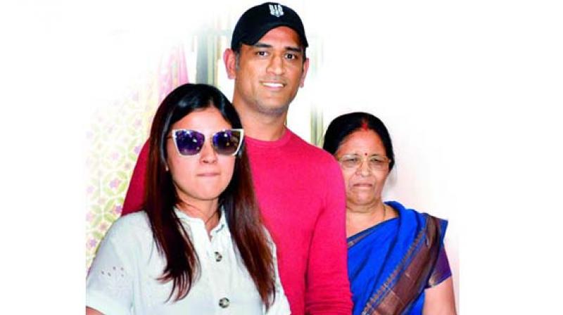 Moms bless Rohit Sharma and MS Dhoni