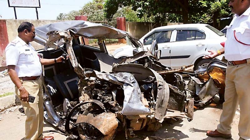 Bengaluru: Five dead in freak accident