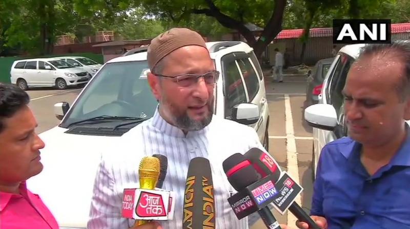 \She openly opposed PM\s programme\: Owaisi on Pragya\s toilet cleaning comment