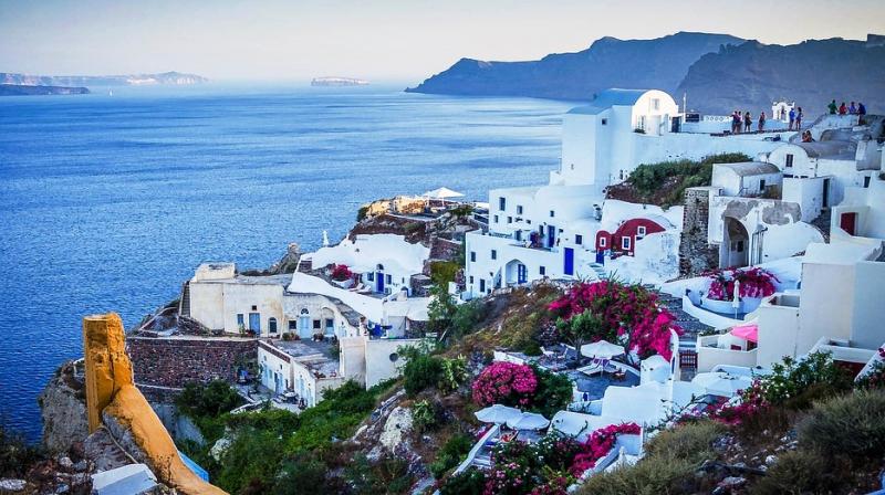 Santorini launches new campaign for tourists
