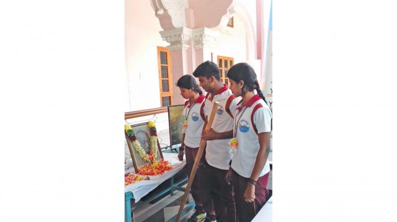 Mahatma Gandhiâ€™s 150th birth anniversary: Lathi relay reaches Tiruchy from Porbandar