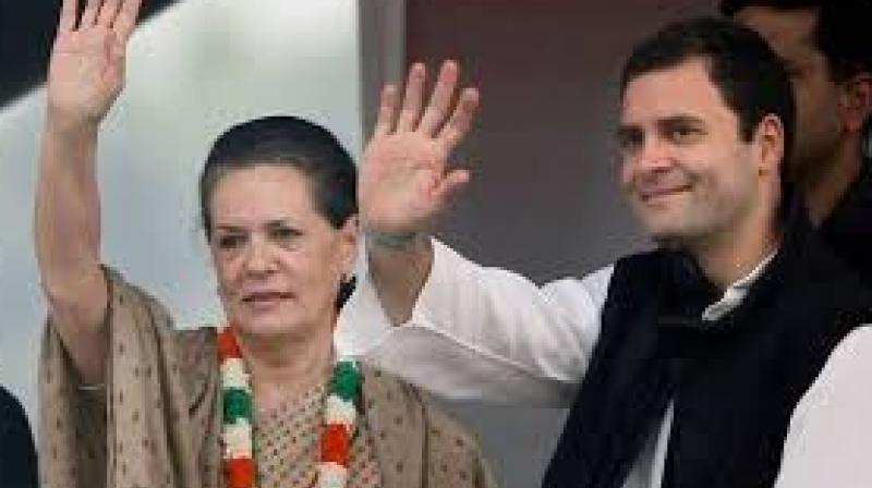 LS polls: Rahul, Sonia among Congress\ star campaigners in Maharashtra