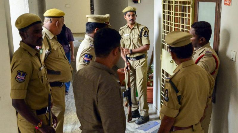 Mumbai Police provides security to \ailing\ Karnataka Cong MLA