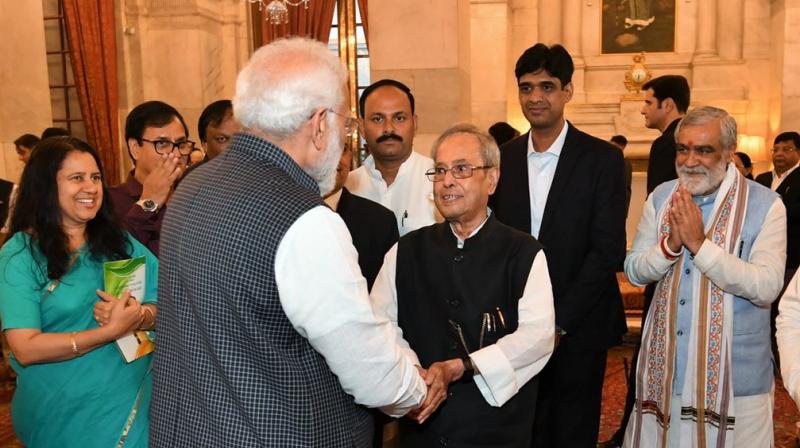 PM Modi congratulates Pranab Mukherjee on receiving Bharat Ratna