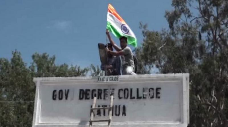 Kathua: Students welcome abrogation of Article 370, hoist tricolor outside college