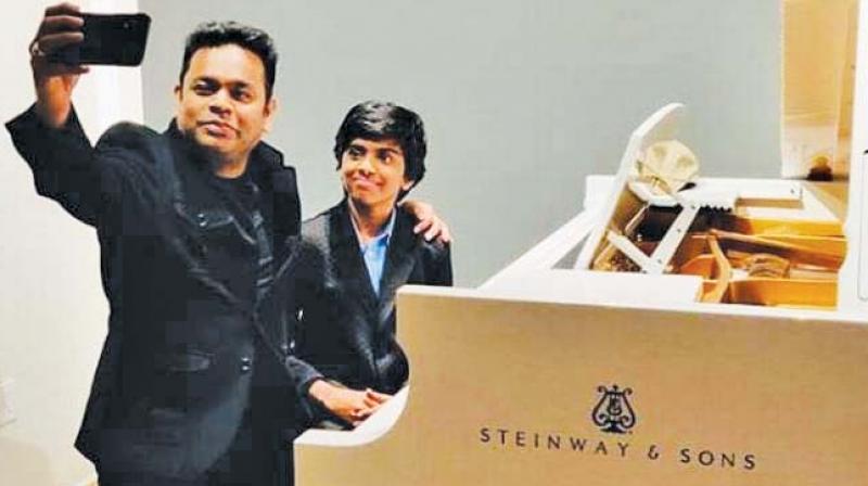 Chennaiâ€™s prodigy pianist Lydian Nadhaswaram wows the world