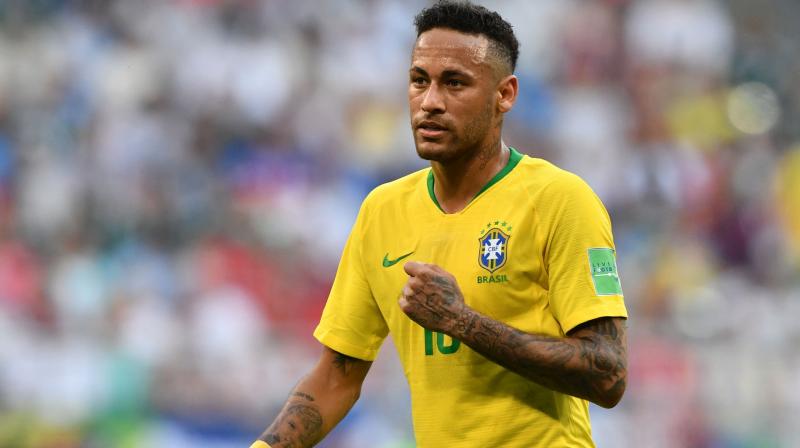 Former Brazilian defender says that Neymar should not captain Brazil