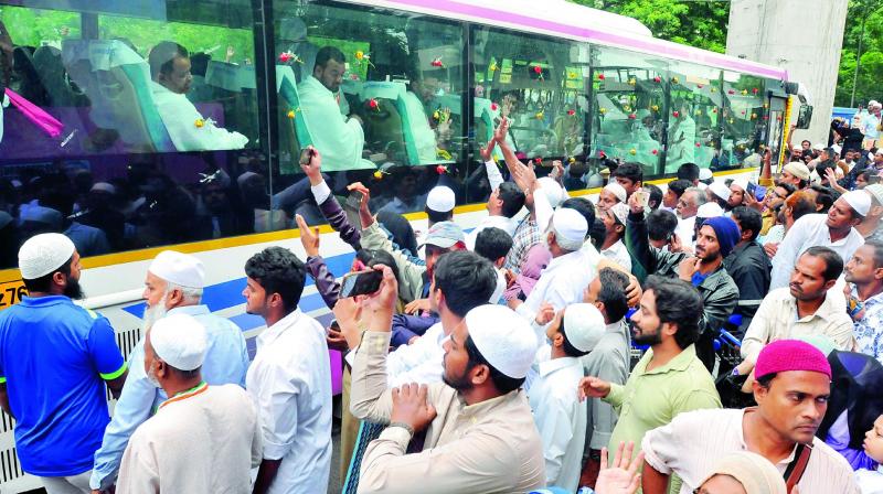 Hyderabad: 747  Haj pilgrims embark on Day 1