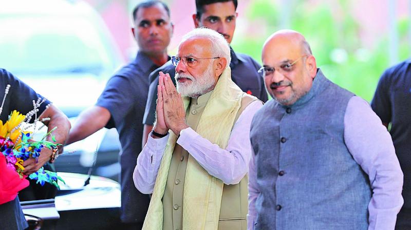 Modi sarkar 2.0: Amit Shah meets Modi to give final touch for govt formation