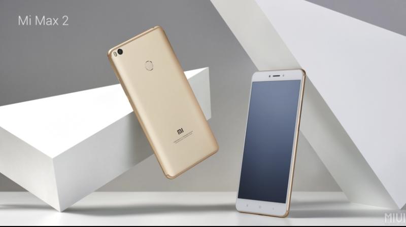 Mi Max 2 is powered by a 5300mAh two-day battery, which provides up to 18 hours of video playback.