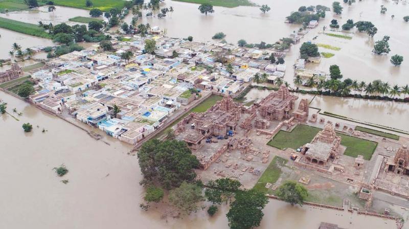 Belagavi still under water; death toll rises to 12, rains hamper rescue operation