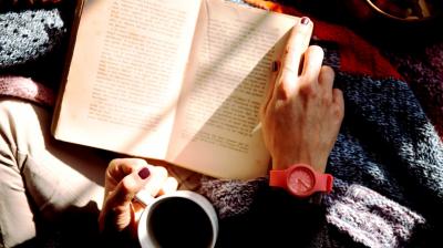 The adult world presents a constant temptation to turn every activity into a competitive sport and reading is no exception. (Photo: Representational/Pexels)