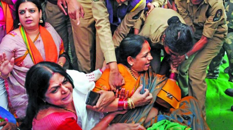 Telangana police detains BJP leaders and workers during a protest over the alleged massive bungling in intermediate examination results, which led to suicide by at least 23 students, in Hyderabad. (Photo: PTI)