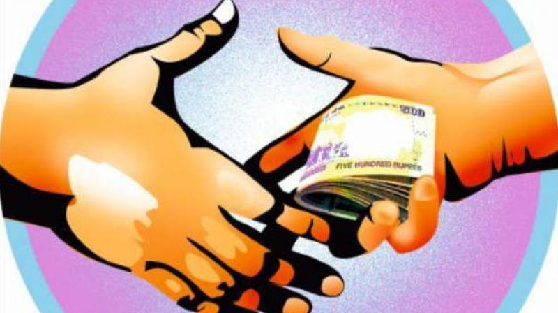 ACB sleuths trapped a panchayat raj divisional executive engineer accepting a bribe of Rs 10,000 at his office at Bhimadole in West Godavari on Thursday.
