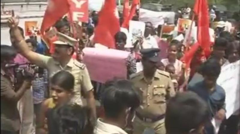 Students eat beef outside IIT-Madras to protest attack on research scholar