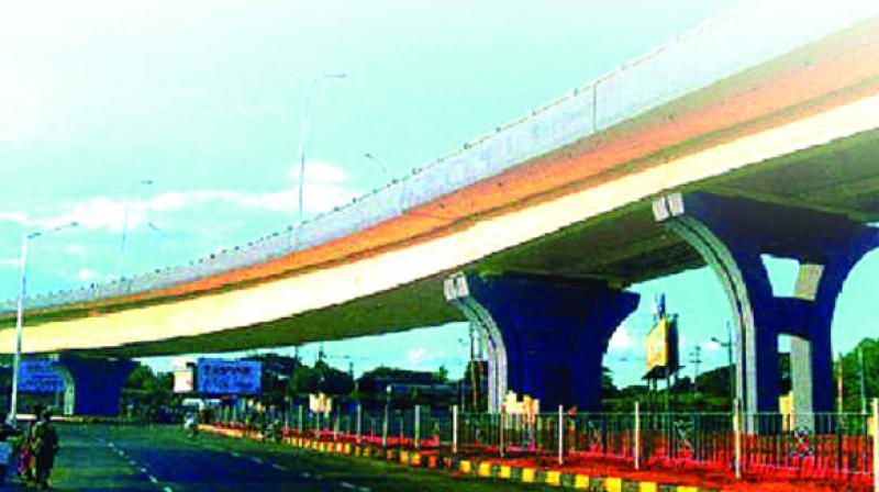 Cyber Towers flyover needs to be made a temporary one-way flyover.  (Representational Images)