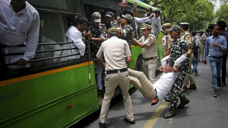 Protestors threaten to file case against Bihar govt, officials after 39 arrested