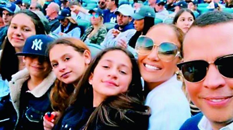 Jennifer Lopez and Alex Rodriguez have a family outing