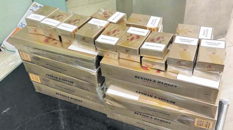 Chennai: Gold and foreign cigarettes smuggled from Dubai, one held