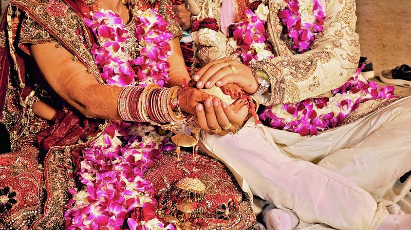 Odisha couple takes oath on Constitution to get married