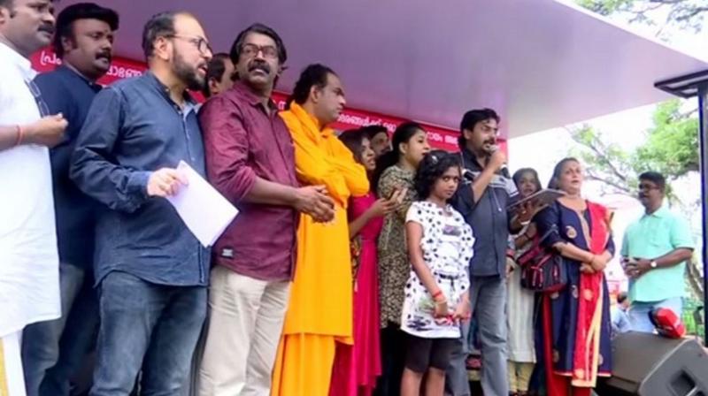 Trivandrum singers collect relief fund for flood-affected people in Kerala