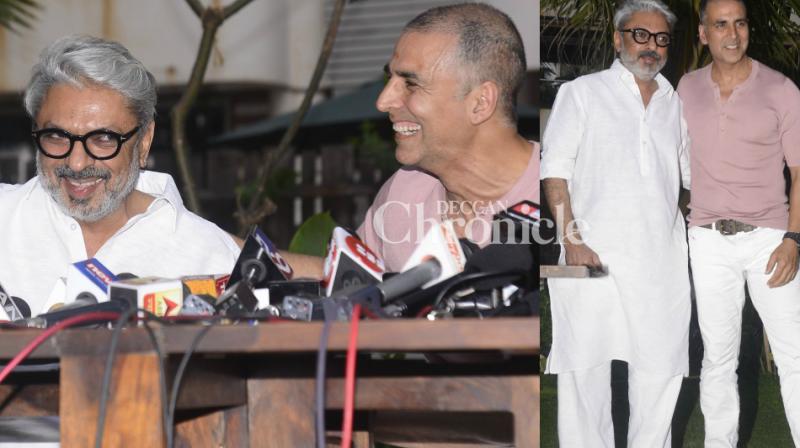 Akshays kind gesture leaves Bhansali smiling in rare public appearance