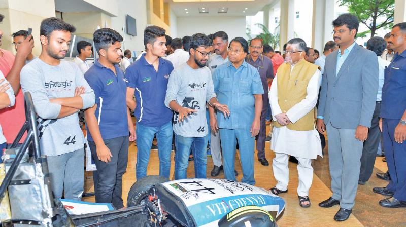India looks up to youth for bringing about change: Gangwar at ViT Festival