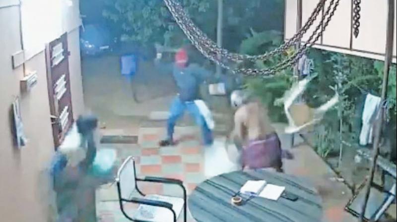 Chennai police nab two robbers bravely fought off by aged couple