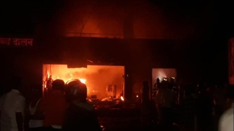 5 labourers killed in fire at cloth godown in Puneâ€™s Uruli Devachi village