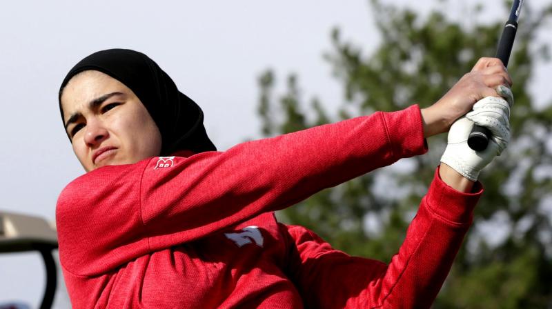 Hijab-wearing college golfer a trail blazer for Muslim girls
