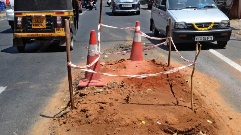 The Vazhuthakkad- Edappazhanji stretch which was repaired only recently after much protest has been dug by the Kerala Water Authority, posing threat to pedestrians as well as motorists. (Peethambaran Payyeri)