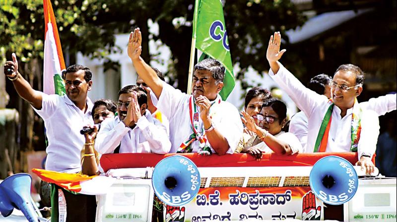 Errant Congressmen will face action, says Dinesh Gundurao
