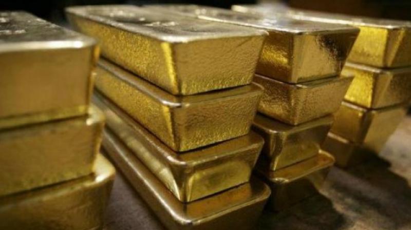 Kurnool: Cops seize gold, Rs 88 lakh cash from bus, two arrested