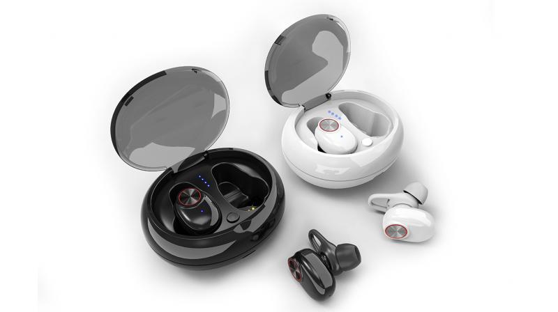 These wireless earbuds by Gizmore boast a range up to 10 meters and have Bluetooth 5.0 version.