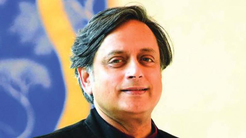 Shashi Tharoor works on book in Maldives