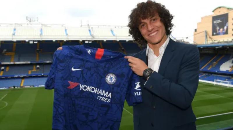 David Luiz signs two-year deal with Chelsea