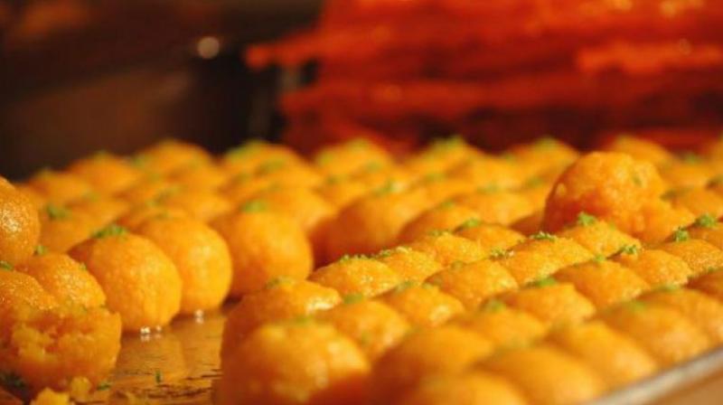 Hyderabad: Most Pandals buy Laddus from Mohsin