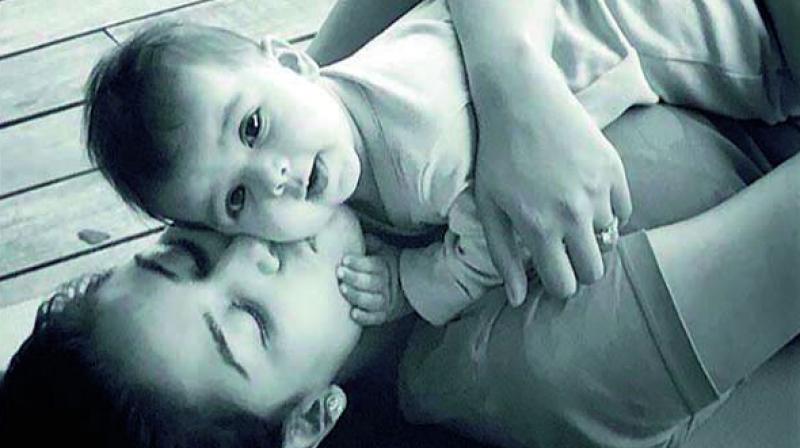 Shahid Kapoors daughter Misha with his wife Mira
