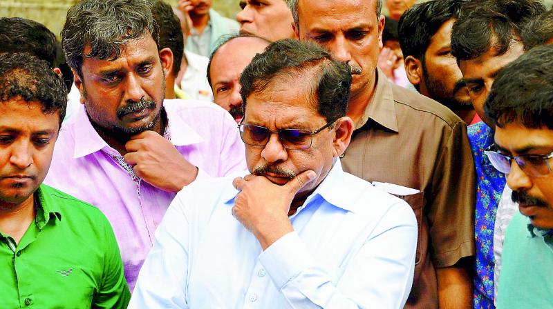 Former Karnataka Deputy CMâ€™s aide ends life