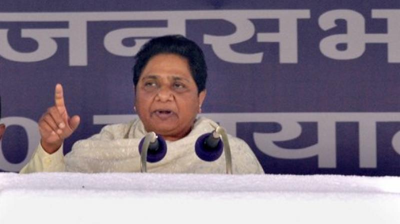BSP chief Mayawati addresses the election rally in Agra. (Photo: AP)