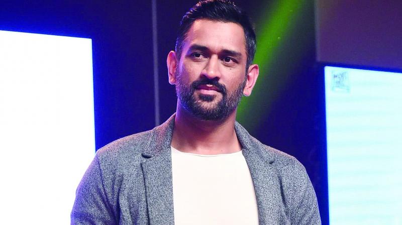 Former Indian cricket captain MS Dhoni invests in CARS24
