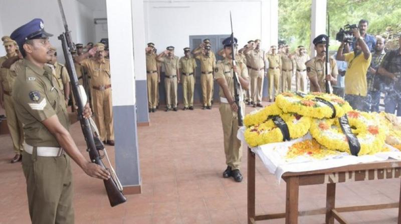 Kerala police bid adieu to sniffer dog Thander, cremated with state honours