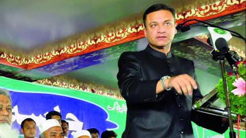 City bajrang Dal activist files complaint on Akbaruddin Owaisi