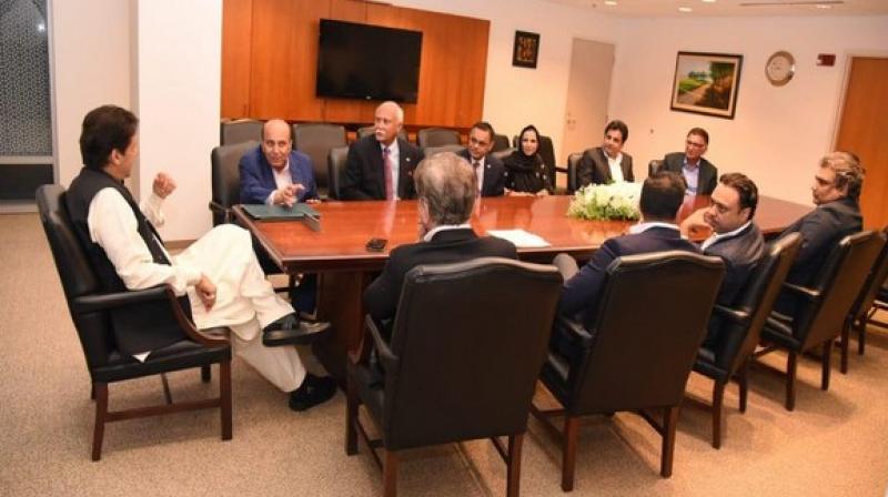 Imran Khan meets Pakistani businessmen during US visit