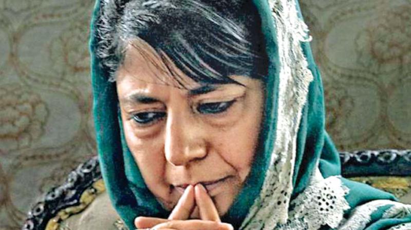 PDP Chief Mehbooba Mufti\s party members to meet her tomorrow